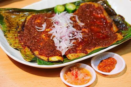 Đĩa cá đuối nướng vàng ruộm thơm lừng hấp dẫn. Ảnh: Lifetips