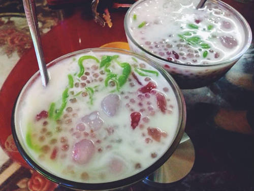 Ăn vặt chợ Nam Đồng Hà Nội