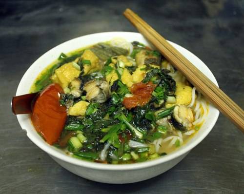 Ăn vặt chợ Đồng Xuân Hà Nội