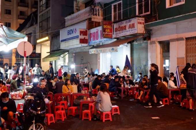 Không gian tiệm sữa đậu nành gần chợ Đà Lạt