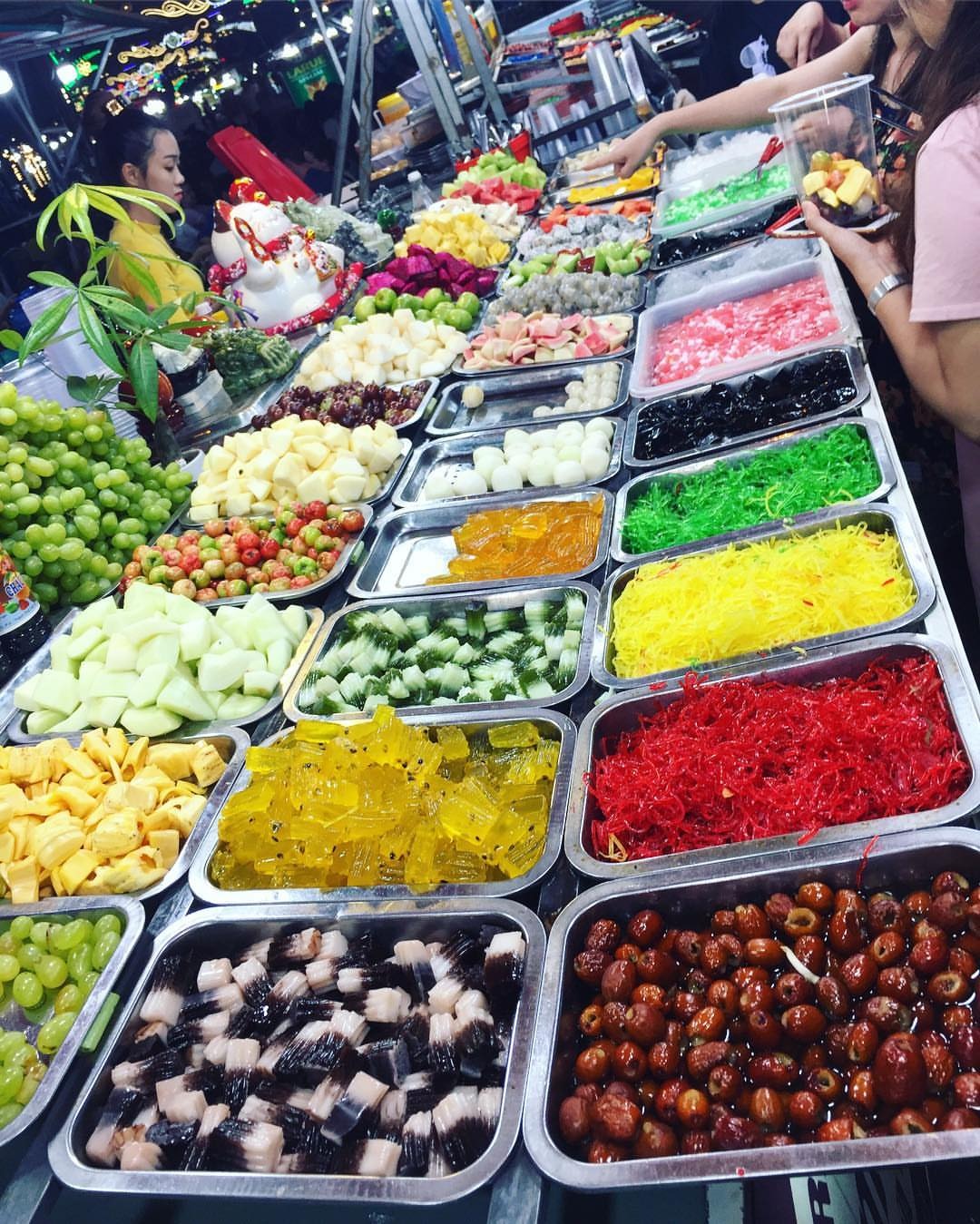 Trải nghiệm ẩm thực chợ đêm Cần Thơ