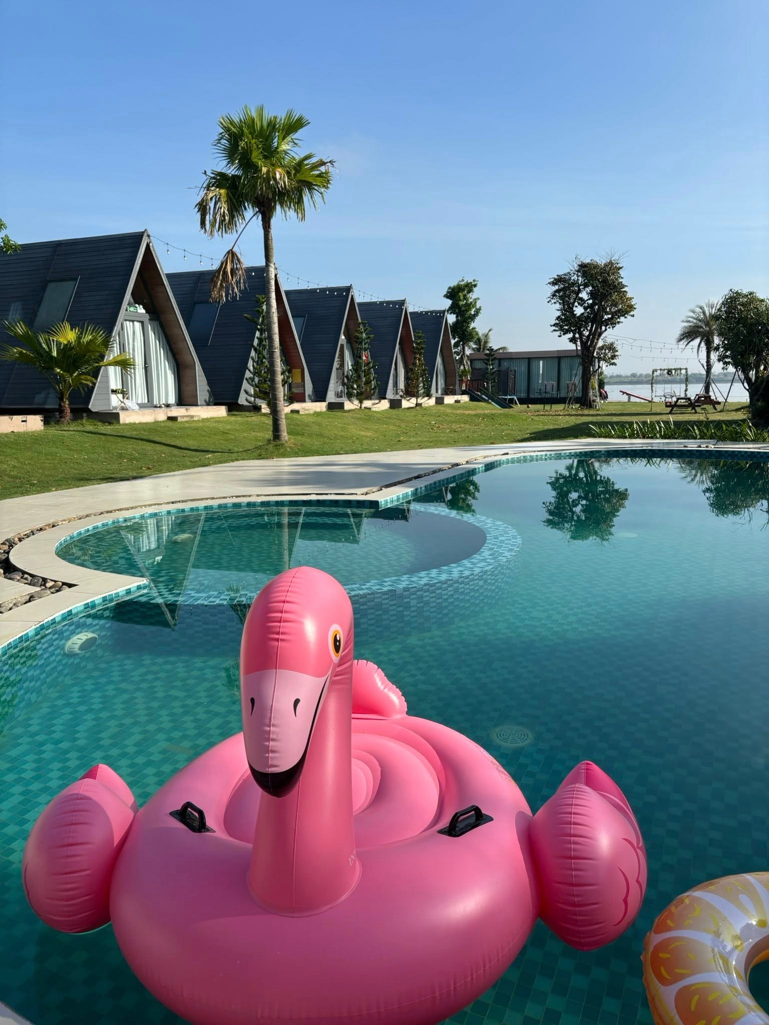 Trải nghiệm cắm trại gần Sài Gòn tại Utopia Glamping