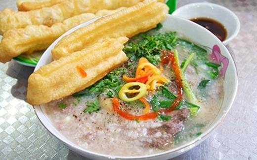 Cháo Tiều món ăn ngày mưa