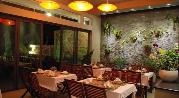 Resort Phan Thiết Canary Beach Resort nhà hàng