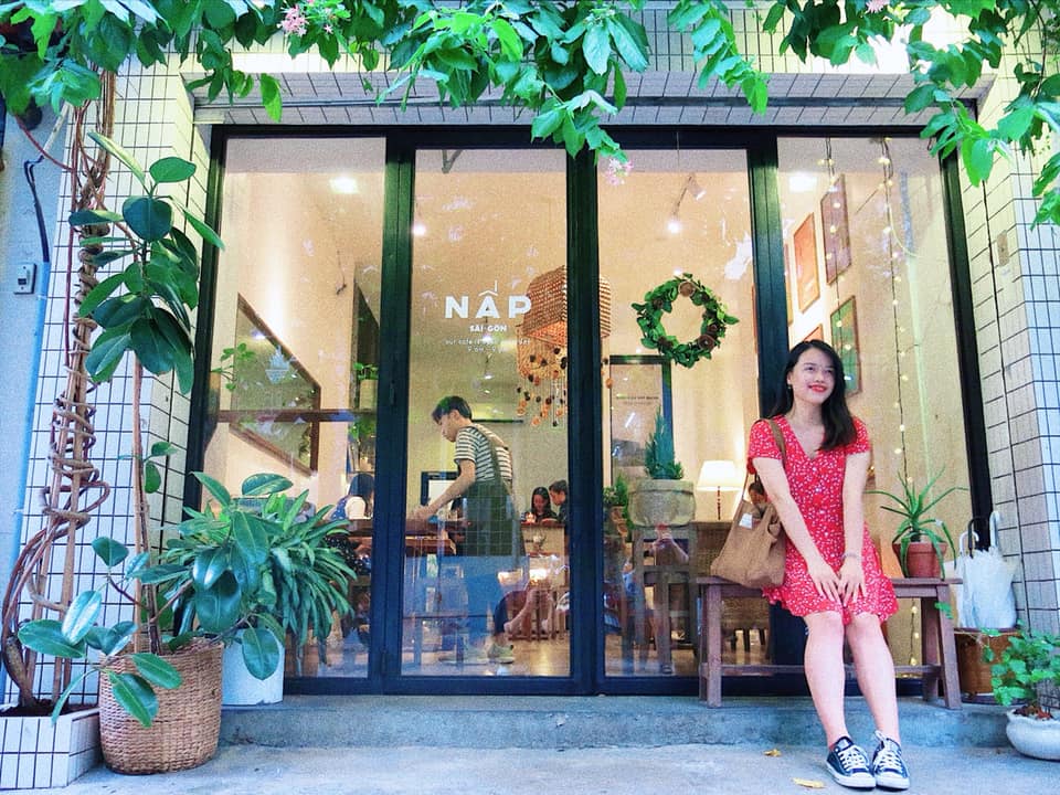 Mặt tiền quán cà phê Sài Gòn Nấp Coffee