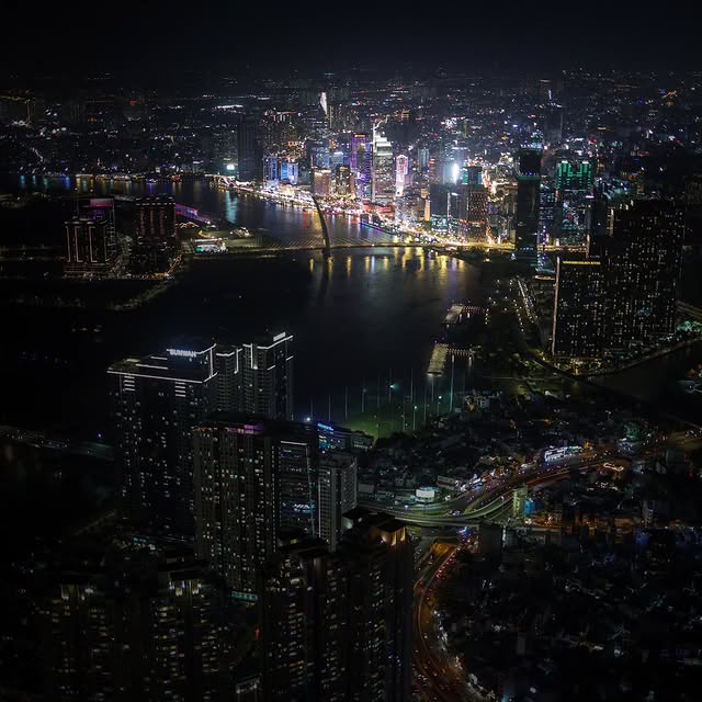 Quang cảnh từ Landmark 81 Skyview