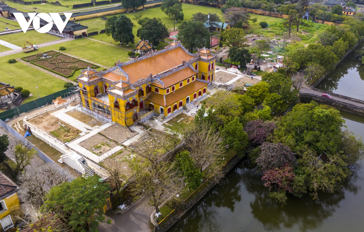 Khuôn viên điện Kiến Trung Huế nằm trong Tử Cấm Thành