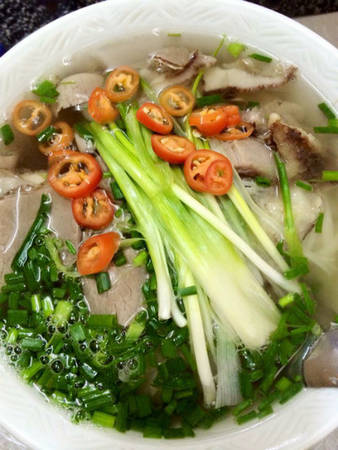 Phở gà Châm quán ăn sáng Hà Nội
