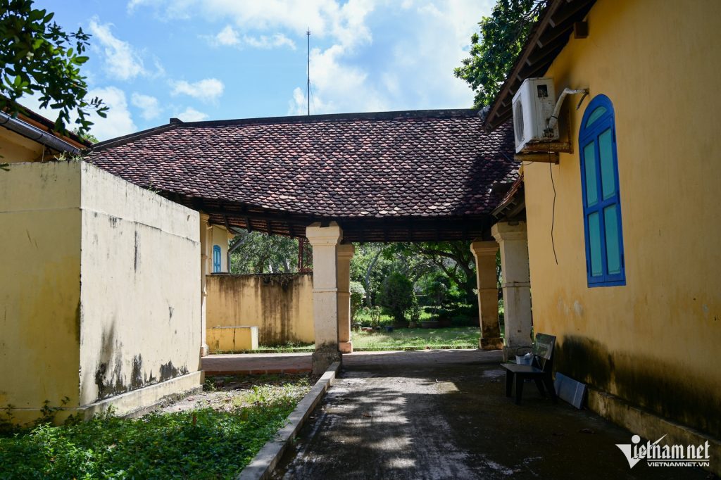 Nội thất bên trong Dinh Chúa Đảo Côn Đảo