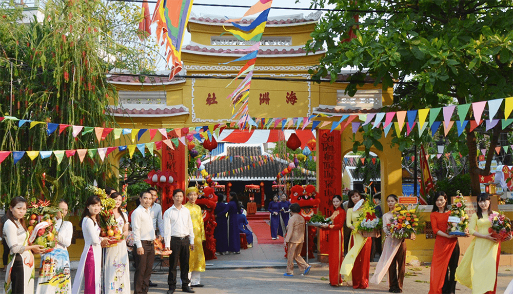 Đình làng Hải Châu ngày hội
