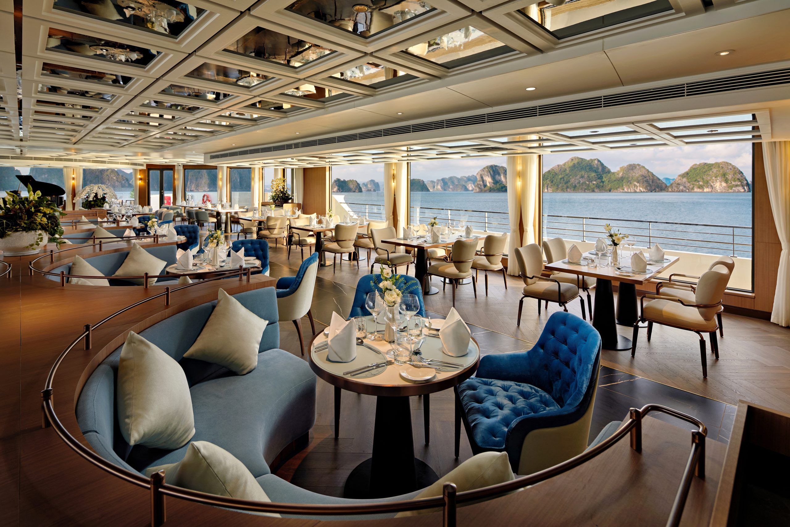 dining-by-the-bay_01-scaled-1 Grand Pioneers Hạ Long Bay II