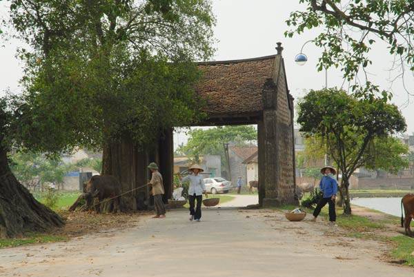 Những con ngõ lát gạch đá ong độc đáo tại làng cổ Đường Lâm