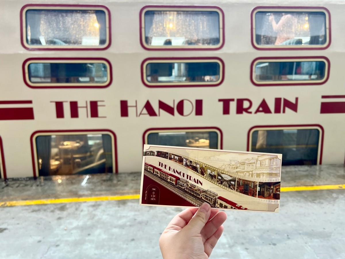 Trải nghiệm tàu hỏa du lịch Hà Nội 5 Cửa Ô