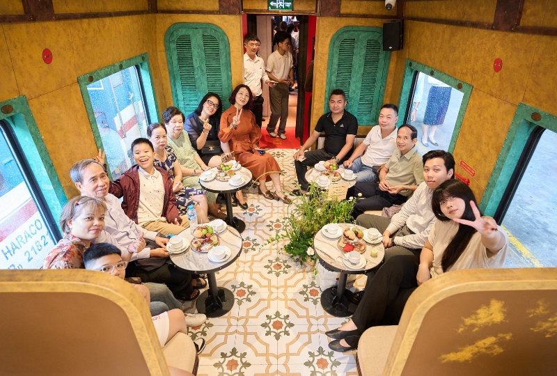Trải nghiệm độc đáo trên chuyến tàu Hà Nội 5 cửa ô