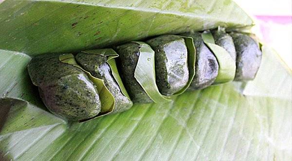 Những chiếc bánh lá ngải thơm ngon. (Ảnh: Đỗ Thảo)