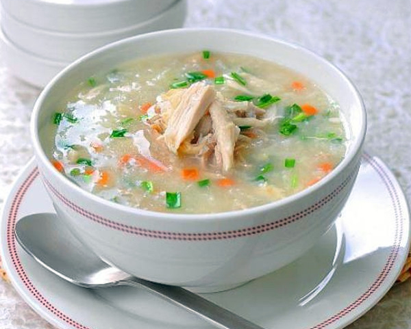 Món cháo gà sau khi nấu xong
