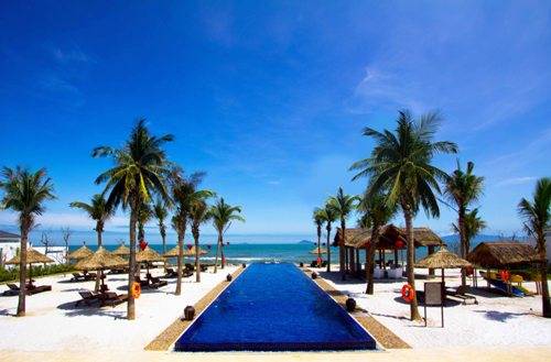 Tận hưởng không khí Giáng sinh và năm mới tại Khu nghỉ dưỡng Hội An Sunrise Beach.
