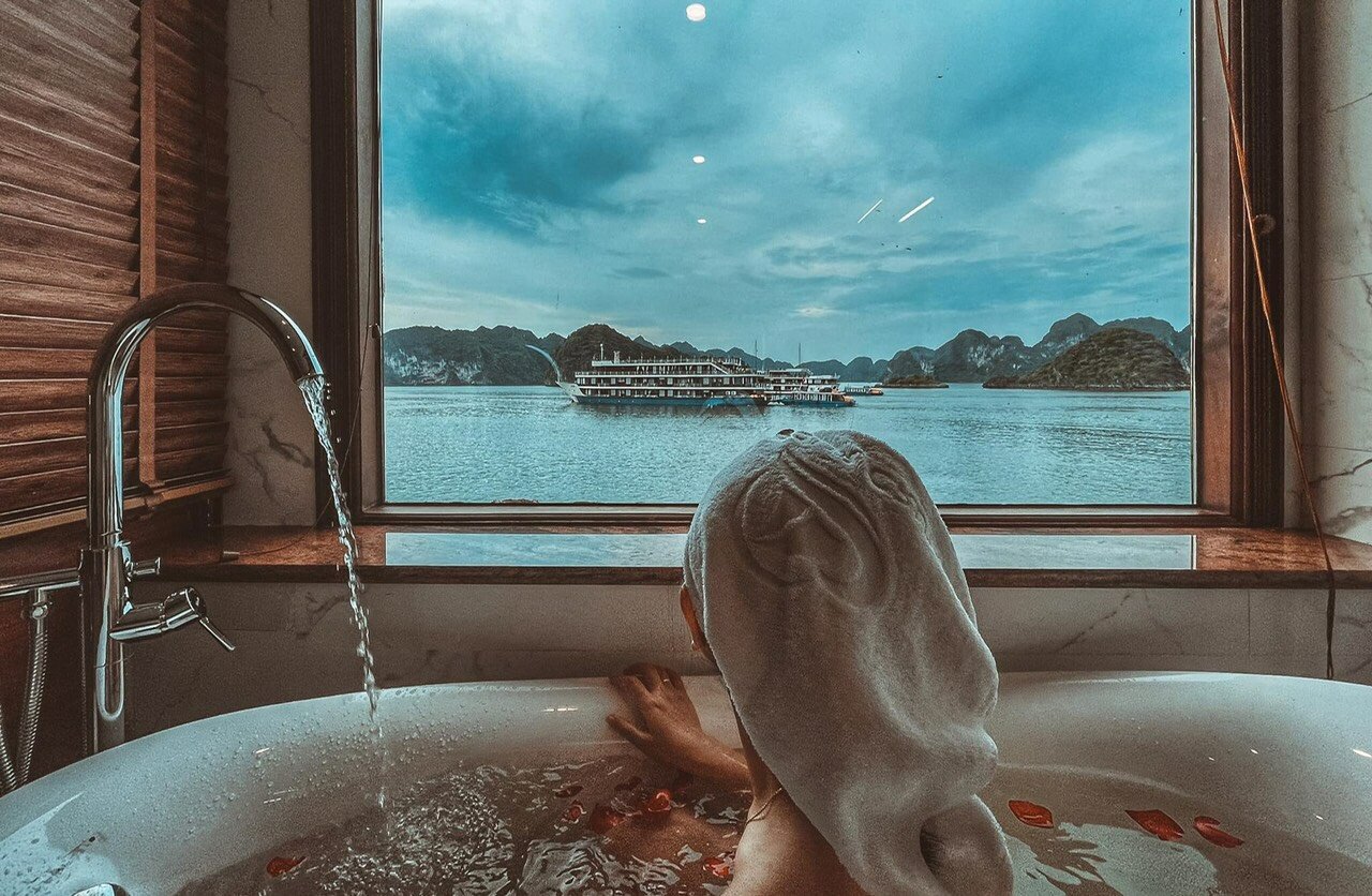 Ảnh: Dora Cruise Hạ Long