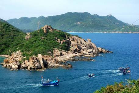 Phong cảnh thiên nhiên đảo Bình Ba