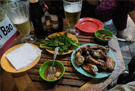 Thiên đường ẩm thực Việt Nam với các món ăn đường phố ngon tuyệt