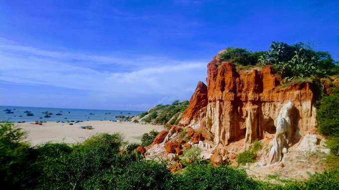 Gành Son - điểm du lịch Phan Thiết