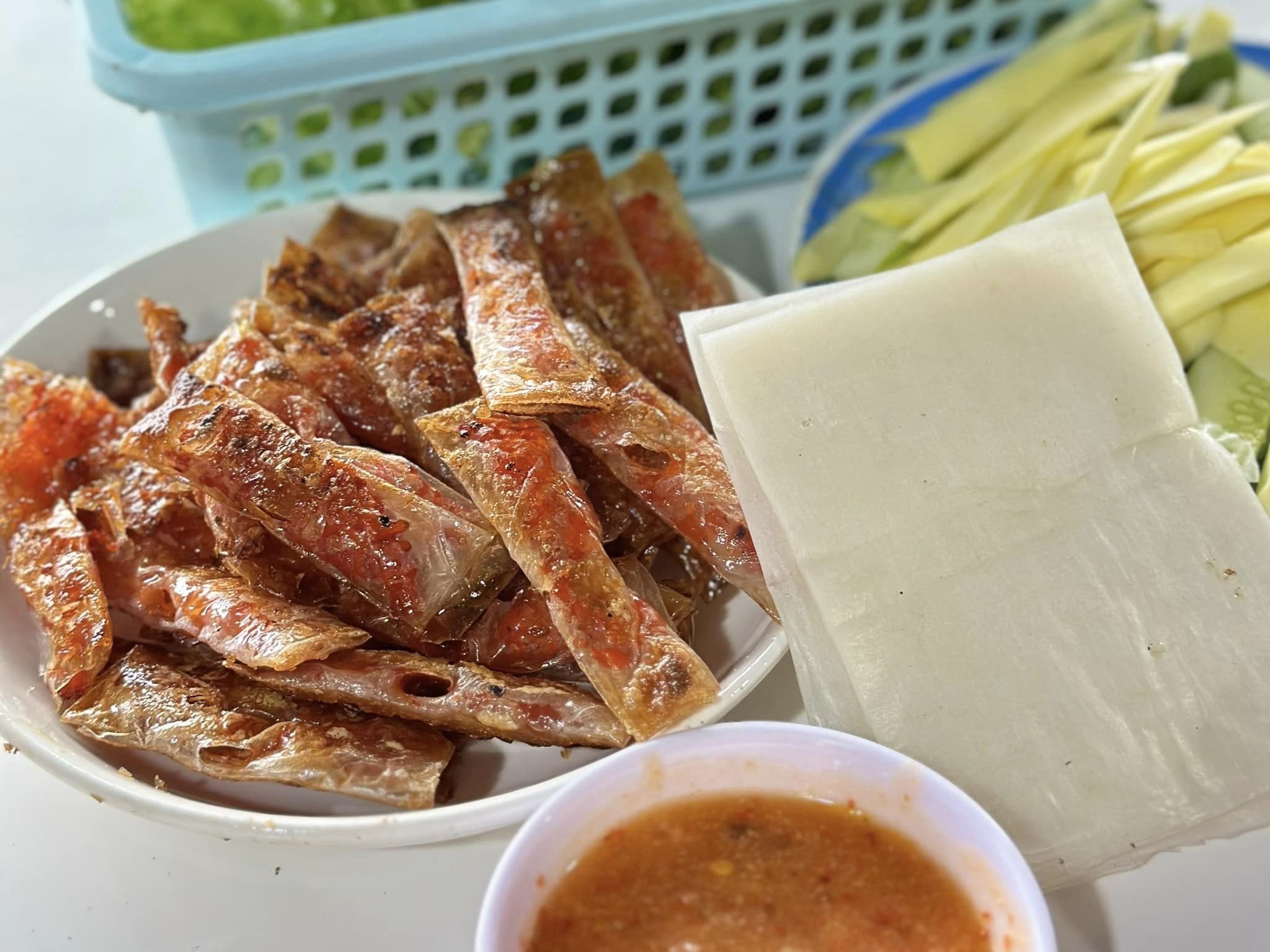 Chả lụi Hàm Tân nướng thơm lừng