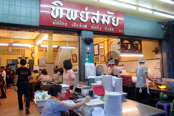 Ẩm thực Bangkok - Pad Thai ngon bổ rẻ