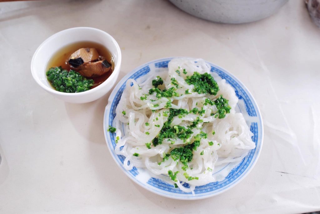 Đặc sản bánh dây lạ miệng tại Dốc Lết