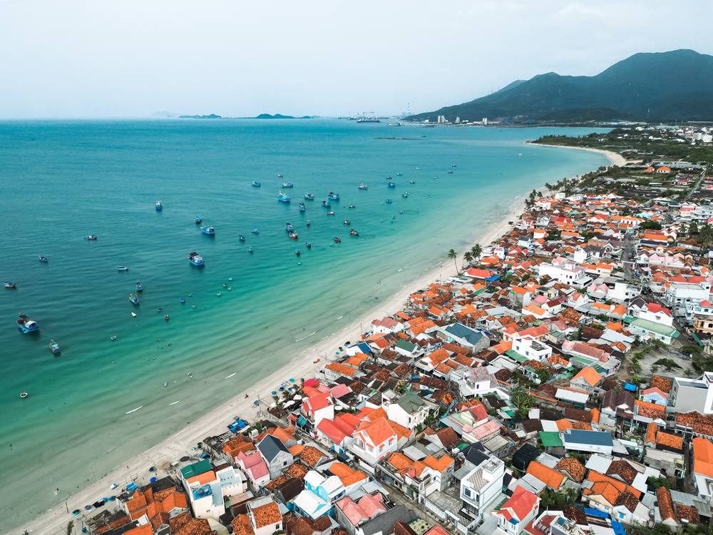 Cảnh đẹp trong chuyến du lịch biển Dốc Lết