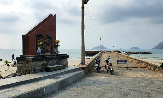 Cầu tàu 914 - di tích du lịch Côn Đảo