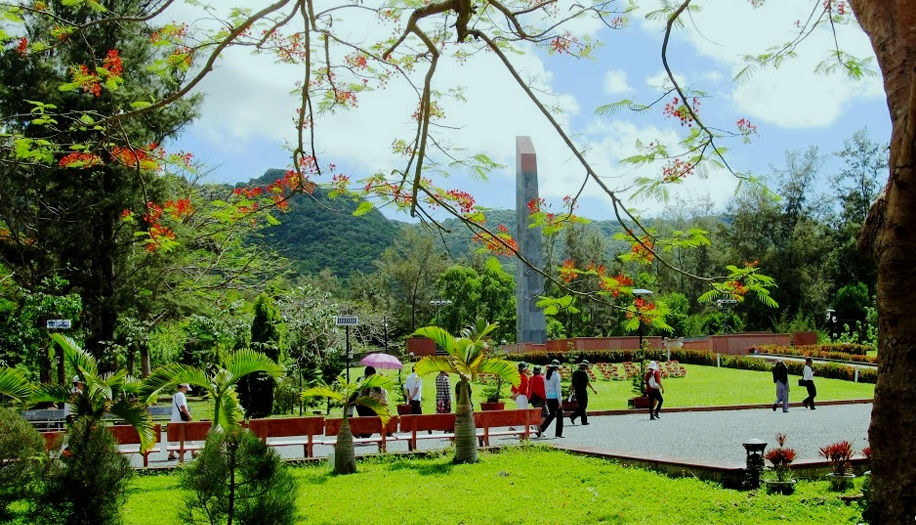 Nghĩa trang Hàng Dương trong du lịch Côn Đảo
