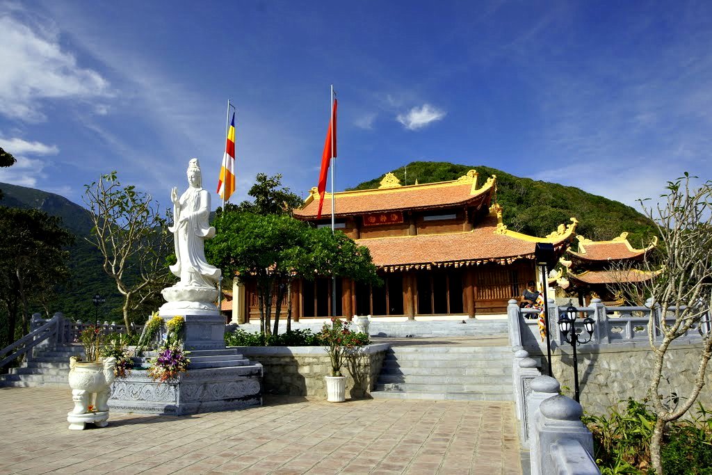 Chùa Núi Một điểm tham quan du lịch Côn Đảo