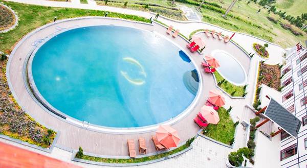 View đồi thông Swiss-Belresort Tuyền Lâm