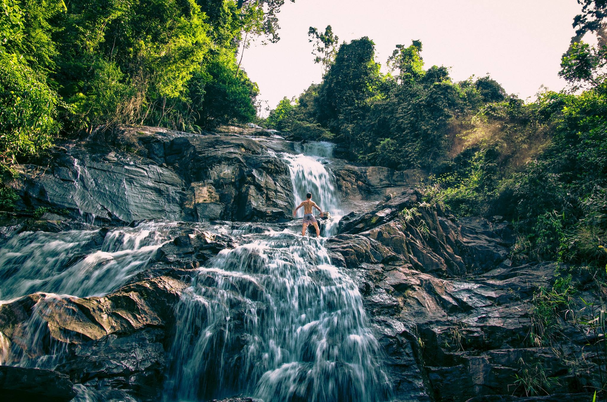 Thác Ba Đờ Phọt điểm trekking du lịch Đà Nẵng