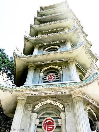 Ngôi chùa trên núi Ngũ Hành Sơn Đà Nẵng