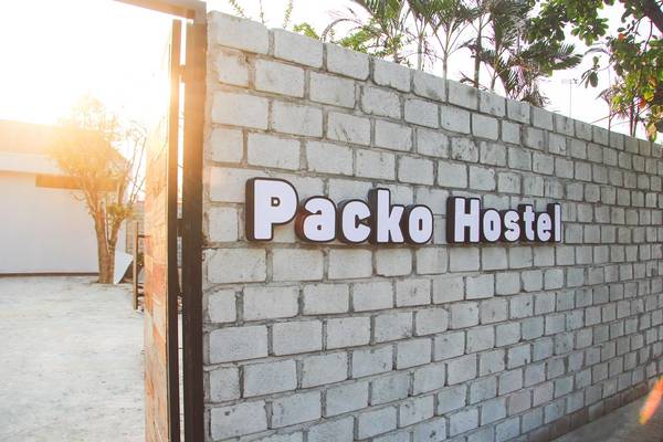 Hostel container Đà Nẵng với phòng nghỉ màu sắc rực rỡ