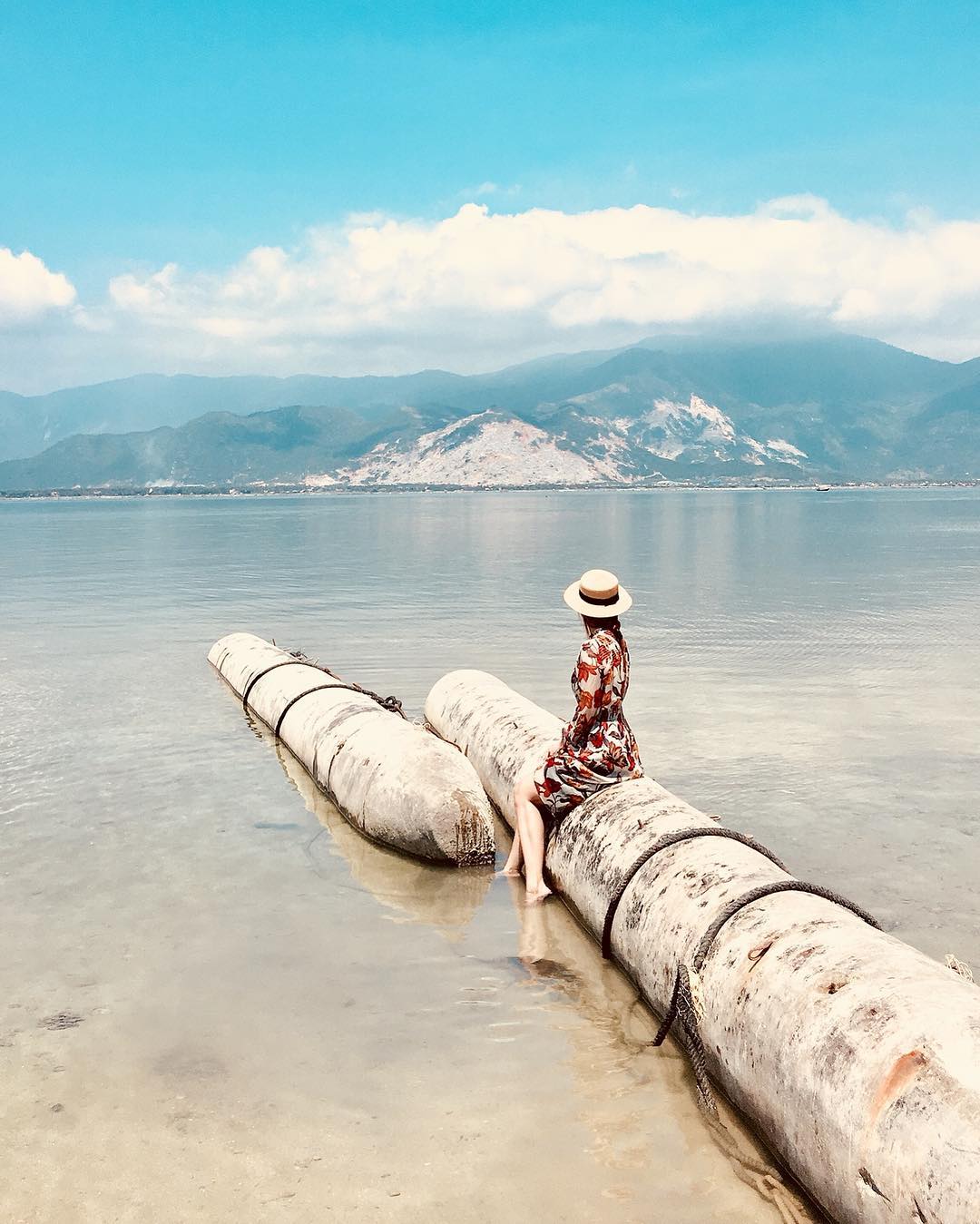 Con đường đi bộ giữa biển độc đáo khi du lịch đảo Điệp Sơn