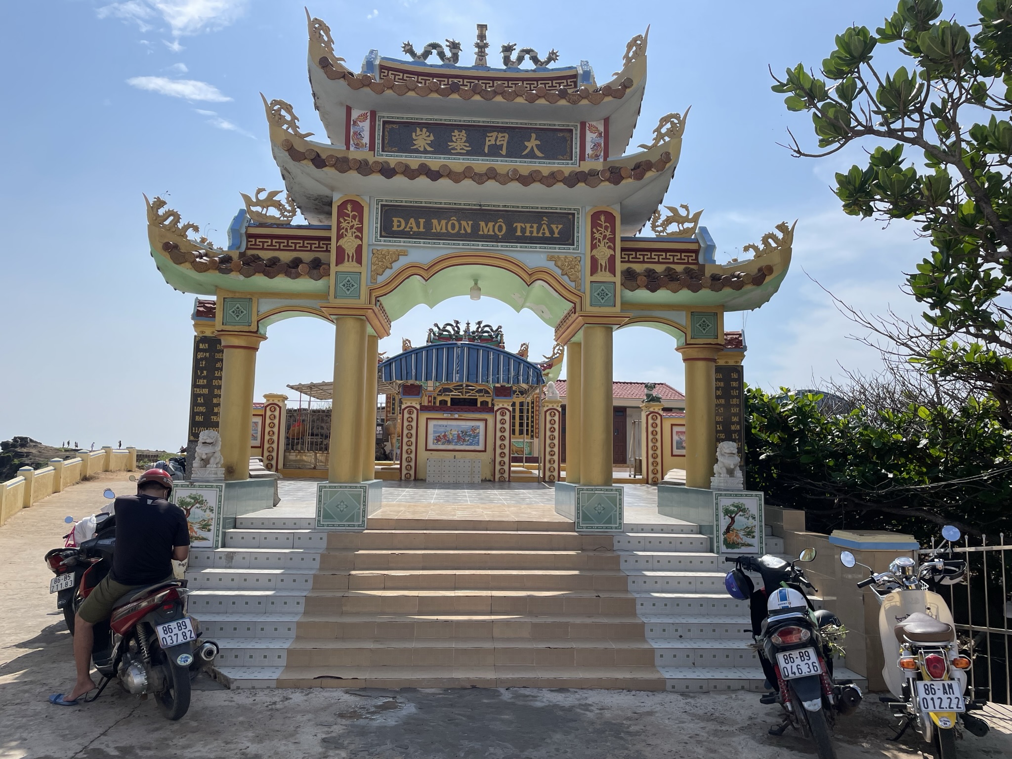 Dinh Thầy Sài Nại Phú Quý