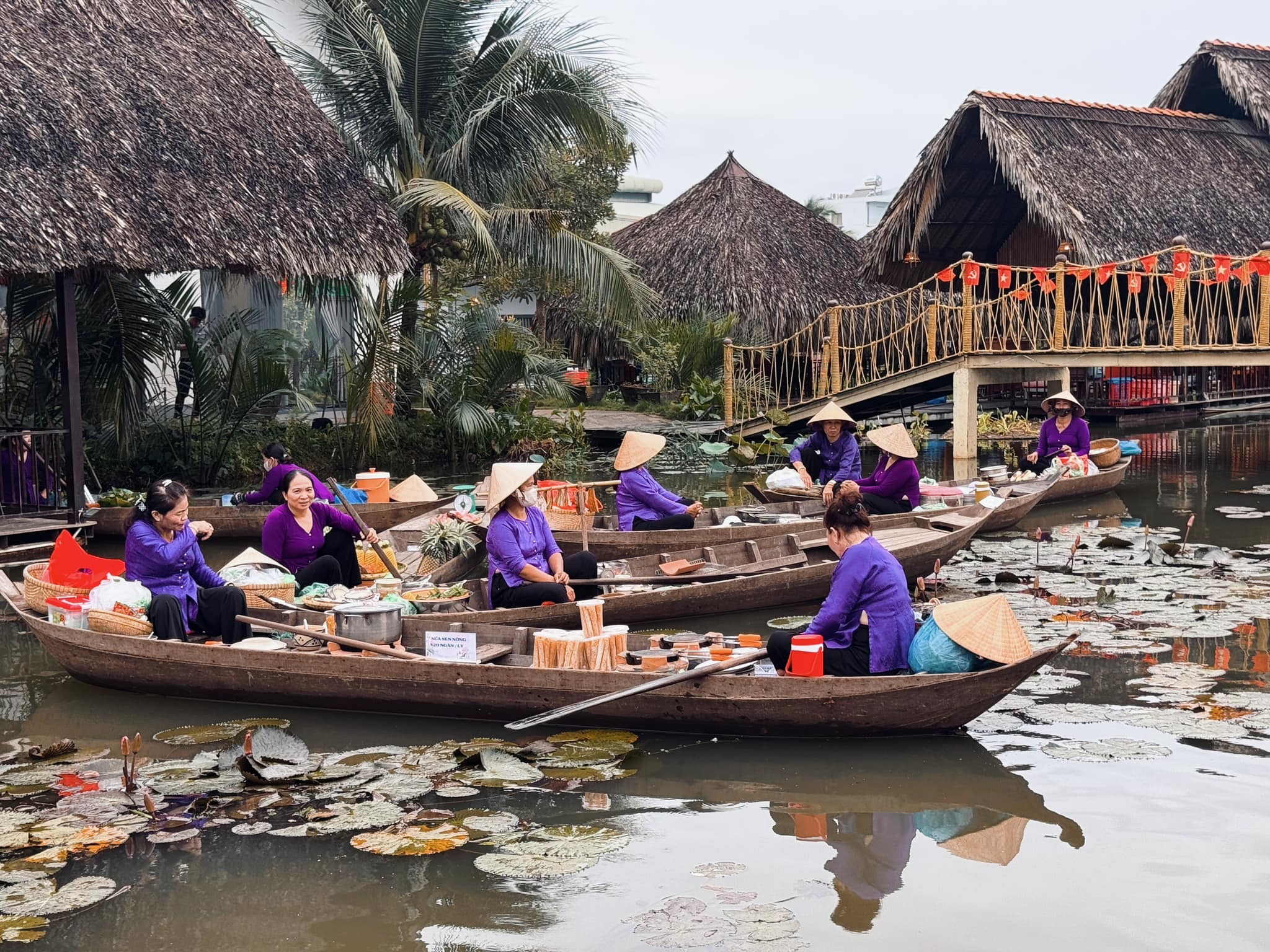 Du lịch Đồng Tháp – Trải nghiệm chợ nổi độc đáo tại nhà hàng Nét Quê