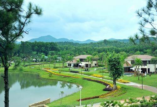 Vẻ đẹp bình yên thơ mộng của hồ Đại Lải