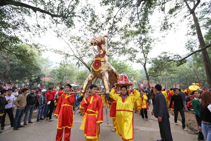 Lễ hội Hà Nội - Rước ngựa tại lễ hội Gióng