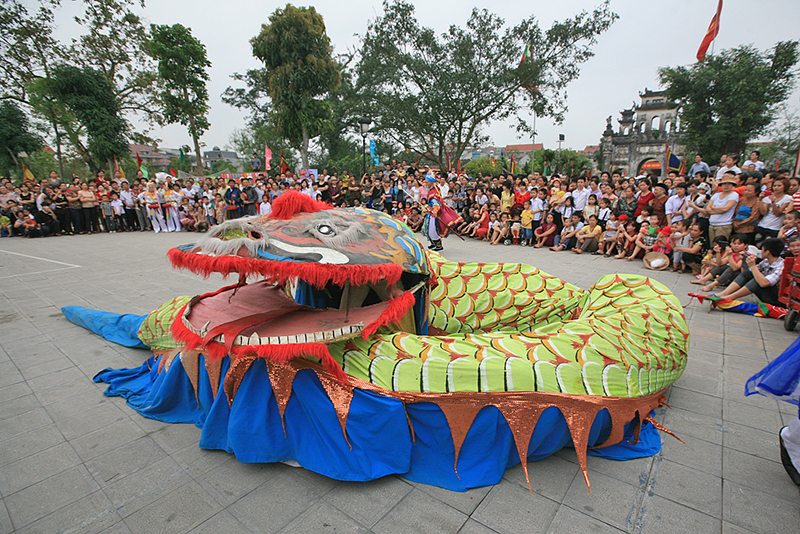 Lễ hội Hà Nội - Múa rắn tại lễ hội làng Lệ Mật