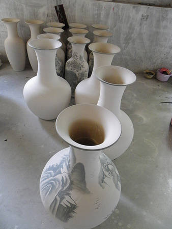 Kinh nghiệm du lịch làng gốm Bát Tràng cổ kính bên sông Hồng