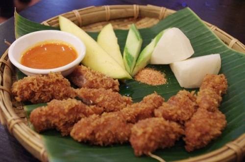 Nem chua rán ngõ Tạm Thương Hà Nội
