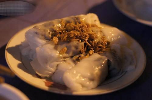 Bánh cuốn nóng truyền thống Hà Nội