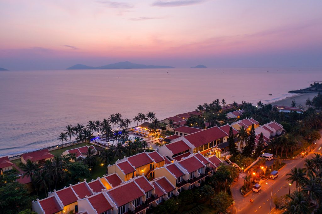 Victoria Hội An Beach Resort & Spa khi du lịch Hội An