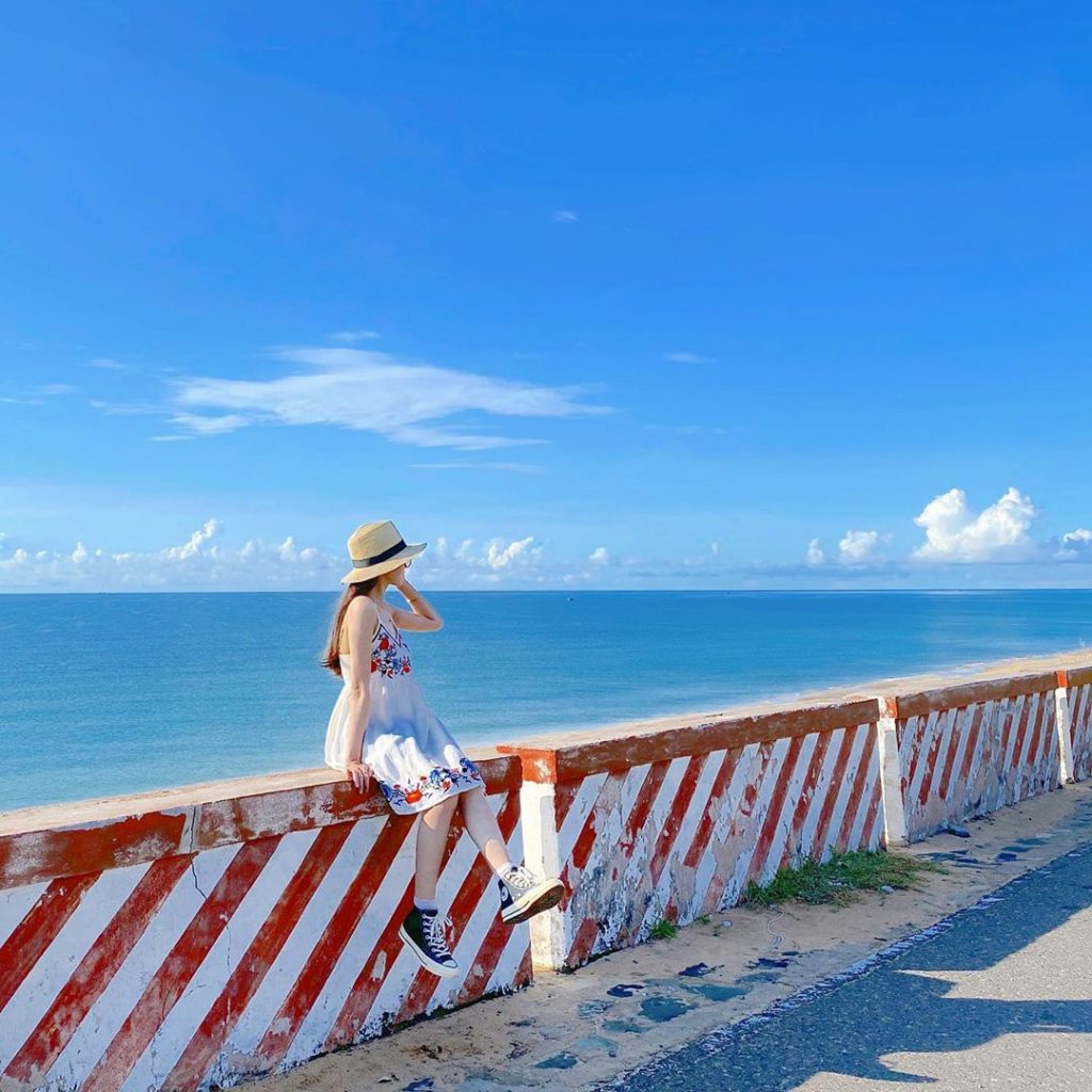 Cung đường biển Hòn Rơm Mũi Né