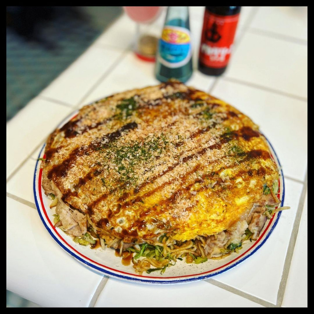 Okonomiyaki - món ăn đường phố Tokyo