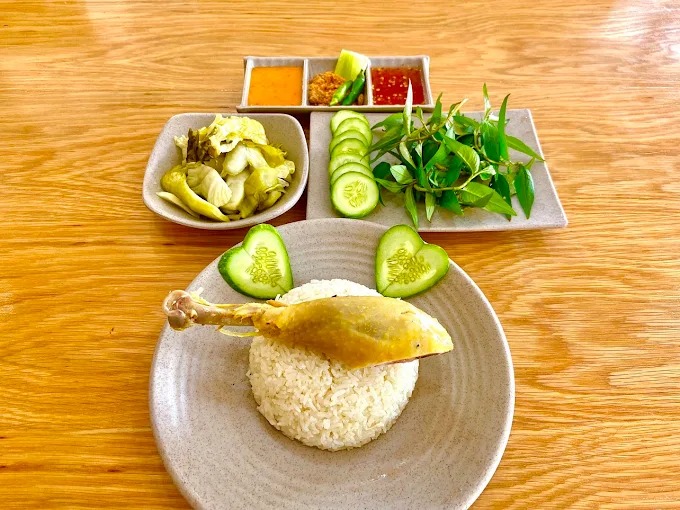 Cơm gà Phan Rang mang hương vị riêng ẩm thực Ninh Thuận