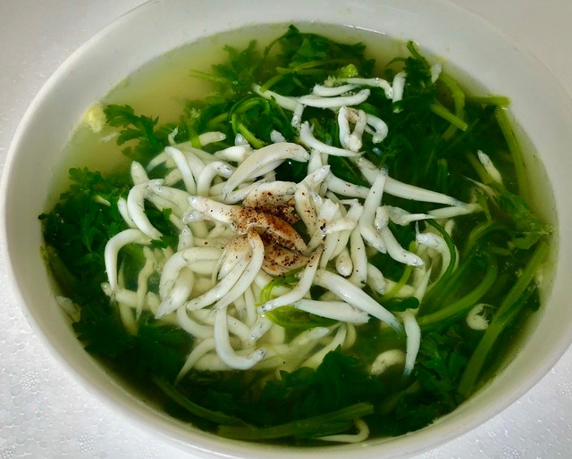 Cá cơm mờm nấu canh du lịch Quy Nhơn